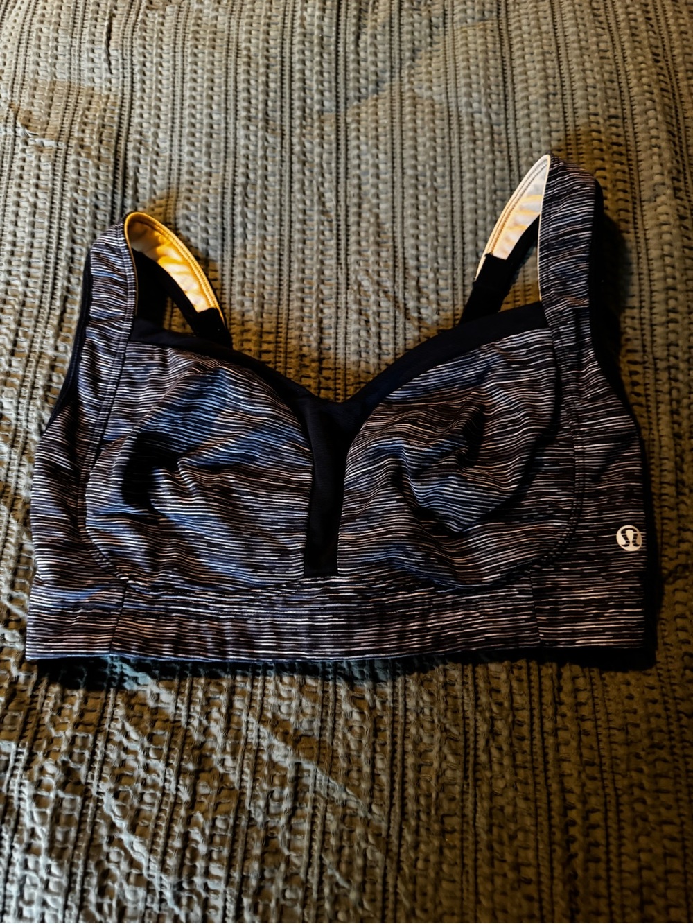 lululemon TaTa Tamer Black Striped Support Sports Bra 34DD